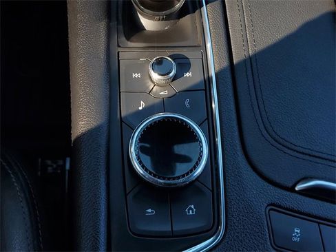 Used 2021 Cadillac XT5 Premium Luxury image 37