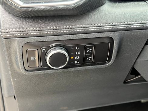 Used 2025 Ford Mustang GT Premium RWD image 24