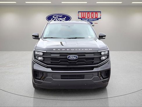 New 2026 Ford Expedition Max Active AWD/4WD image 9