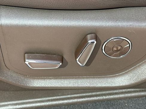 Used 2021 Ford F250 King Ranch w/ King Ranch Ultimate Package AWD/4WD image 22