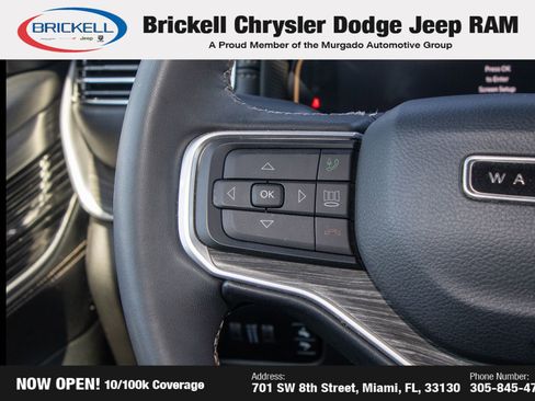 Used 2024 Jeep Wagoneer L Series II w/ Flexible Seating Group AWD/4WD image 29
