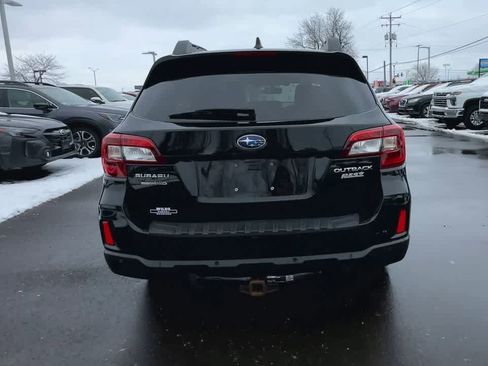 Used 2017 Subaru Outback 2.5i Limited image 7