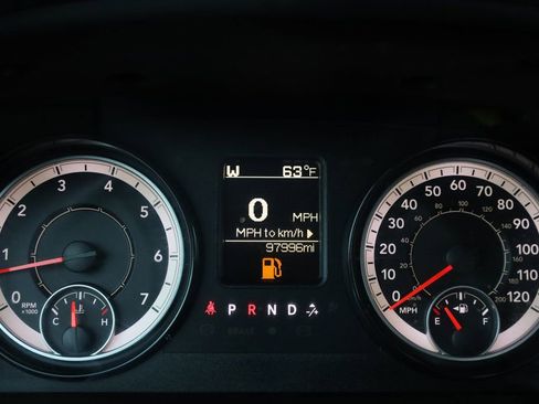 Used 2019 RAM 1500 Classic SLT image 38