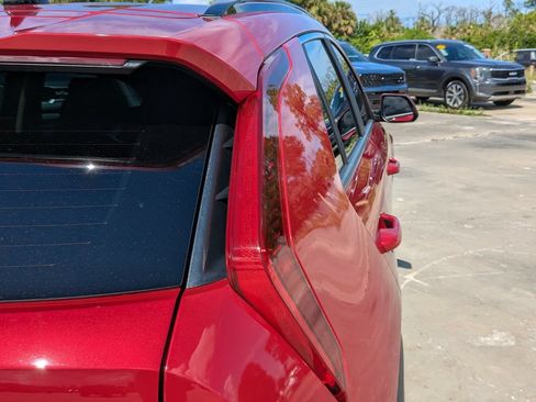 Certified 2025 Kia Niro LX FWD image 10