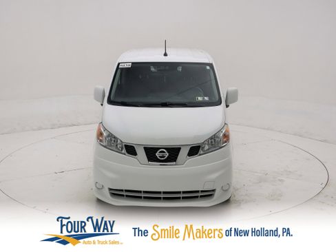 Used 2020 Nissan NV200 SV w/ Sliding Glass Door Package image 9