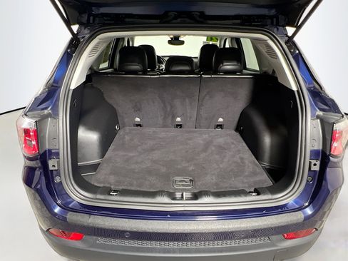 Used 2021 Jeep Compass Limited image 34