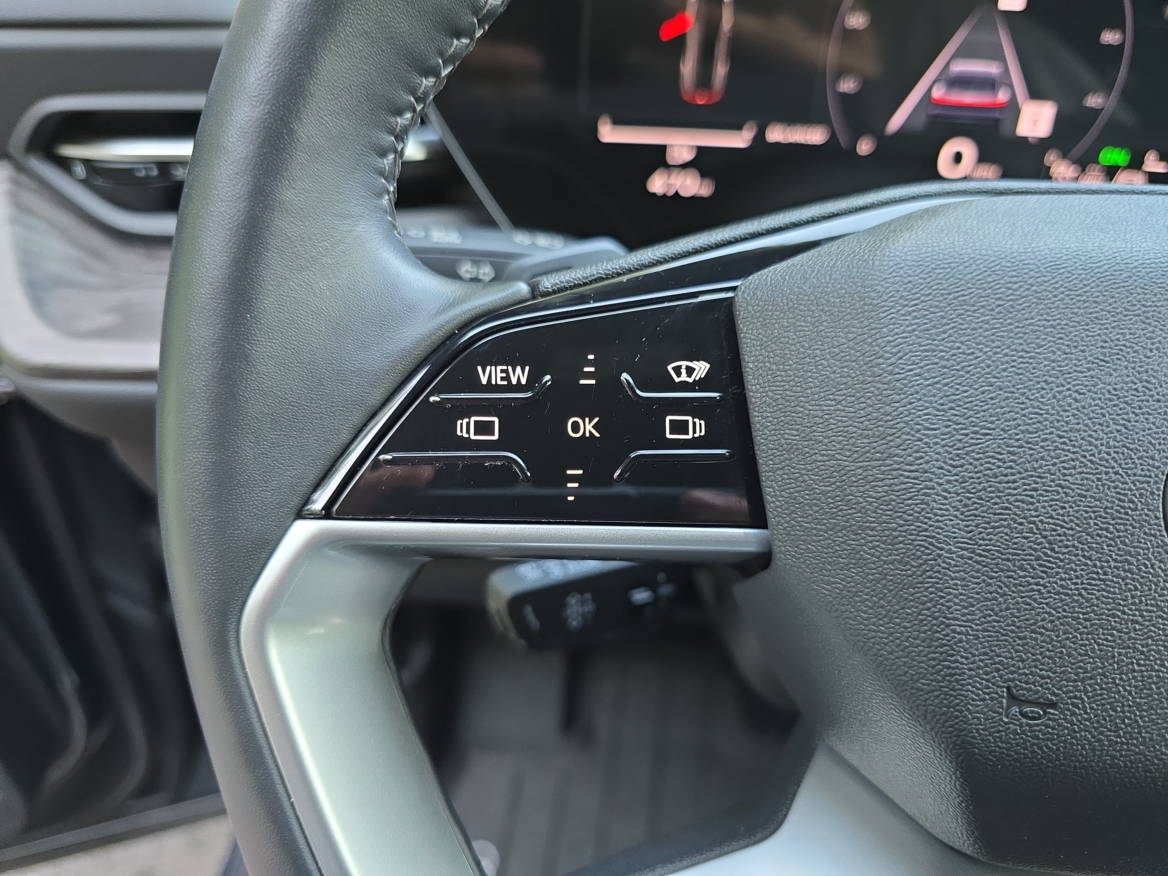 Used 2025 Audi Q5 Premium Plus w/ Premium Plus AWD/4WD image 17