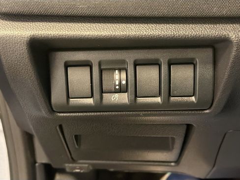 Used 2020 Subaru Outback image 17