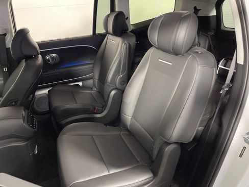 New 2026 Hyundai Ioniq 9 Limited image 13