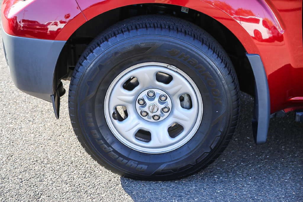 Used 2021 Nissan Frontier S RWD image 8