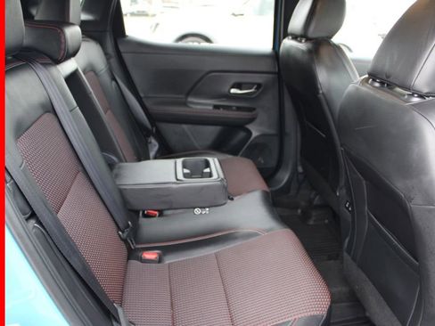 Certified 2025 Nissan Kicks SR w/ Illumination Package image 22