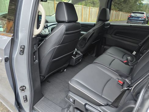 New 2026 Honda Odyssey Elite image 17