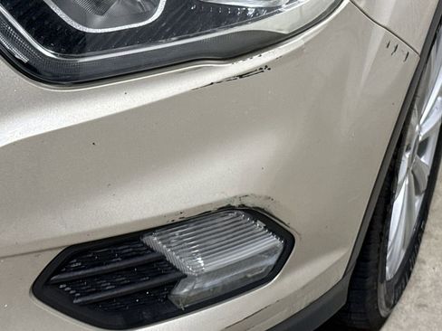 Used 2017 Ford Escape Titanium FWD image 36