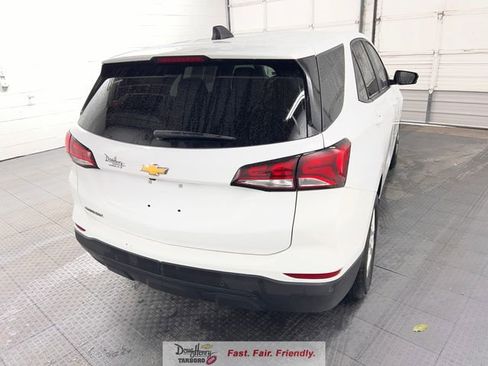 Used 2024 Chevrolet Equinox LS w/ LS Convenience Package FWD image 9