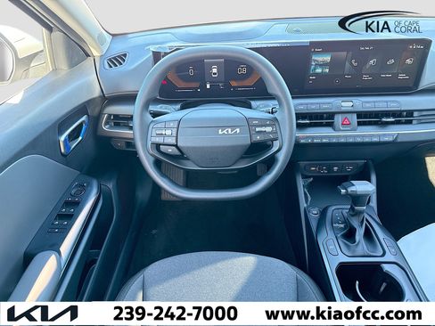 New 2026 Kia K4 LXS image 15
