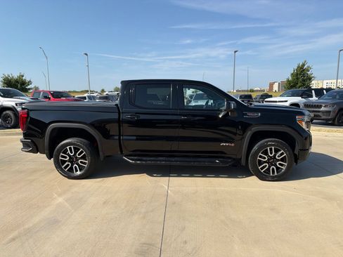 Used 2020 GMC Sierra 1500 AT4 w/ AT4 Premium Package AWD/4WD image 6