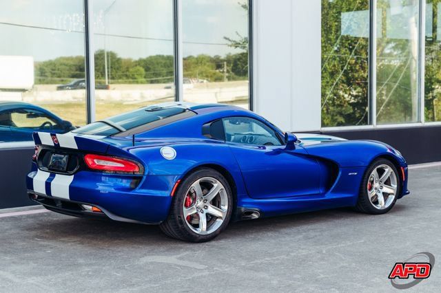 Used 2013 SRT Viper GTS w/ GTS Laguna Interior Pkg RWD image 41