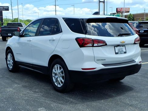 Used 2022 Chevrolet Equinox LS w/ LS Convenience Package FWD image 5