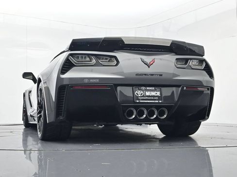 Used 2016 Chevrolet Corvette Z06 w/ 3LZ Preferred Equipment Group RWD image 57