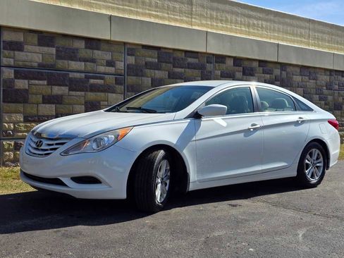 Used 2012 Hyundai Sonata GLS w/ Popular Equipment Pkg image 6