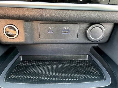 Certified 2023 Nissan Rogue SV image 16