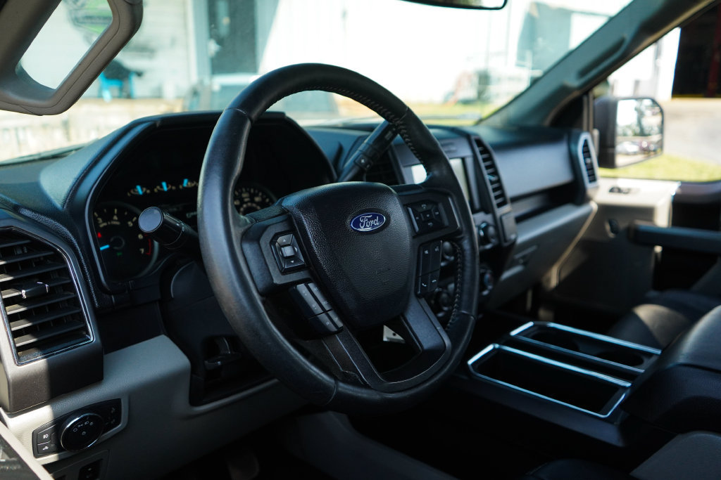 Used 2019 Ford F150 XLT w/ Equipment Group 301A Mid AWD/4WD image 6