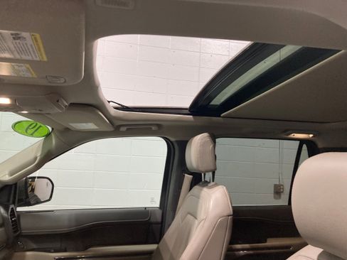 Used 2019 Ford Expedition Limited w/ Equipment Group 301A image 28