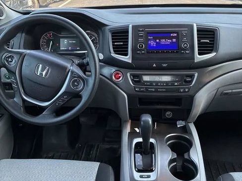 Used 2017 Honda Ridgeline RTS image 23