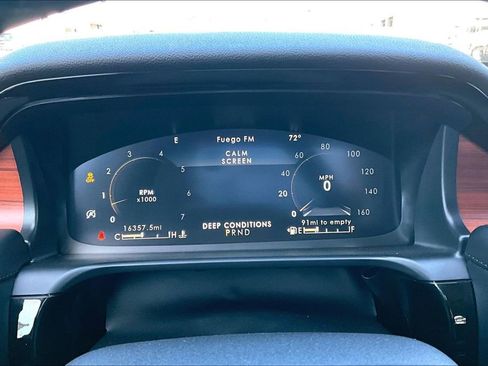 Used 2024 Lincoln Aviator Reserve RWD image 9