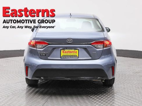 Used 2024 Toyota Corolla LE image 6