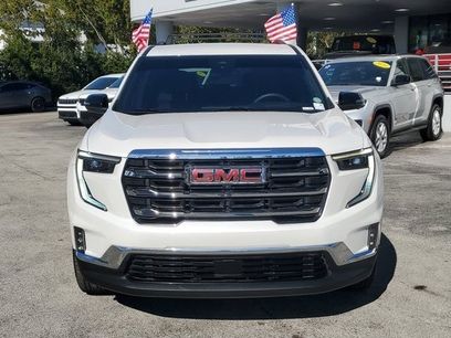 Used 2024 GMC Acadia Elevation