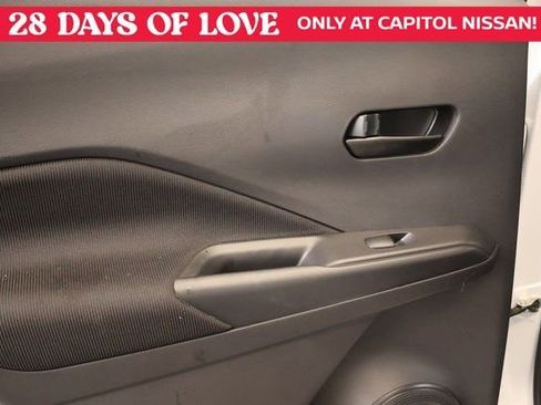 New 2025 Nissan Kicks Play S image 27