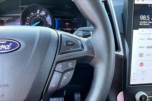 Used 2022 Ford Edge SE w/ Black Appearance Package AWD/4WD image 12