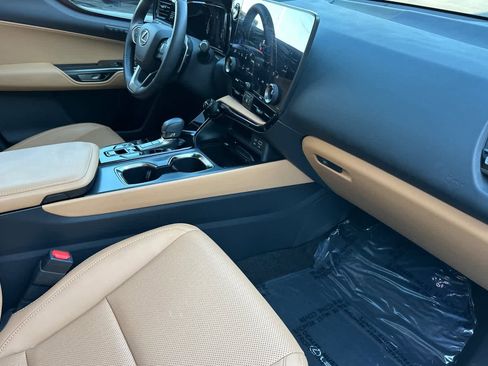 Certified 2025 Lexus NX 350h AWD w/ Premium Package image 17