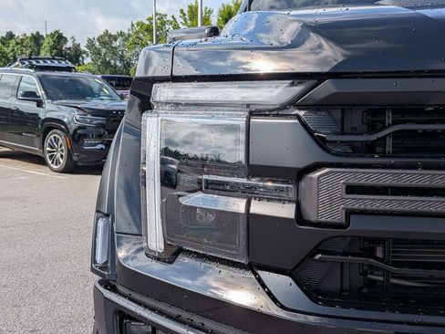 Used 2025 Ford F150 Raptor AWD/4WD image 10