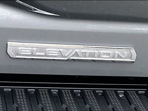 Certified 2024 GMC Sierra 1500 Elevation image 32