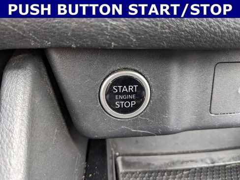 Used 2023 Nissan Rogue SV image 13