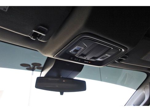 Used 2024 Chevrolet Silverado 1500 Custom image 11