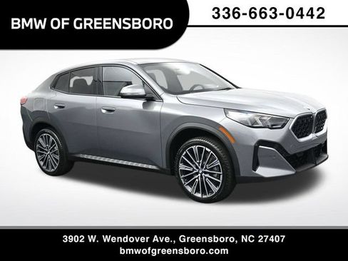 New 2026 BMW X2 xDrive28i w/ Technology Package AWD/4WD image 1