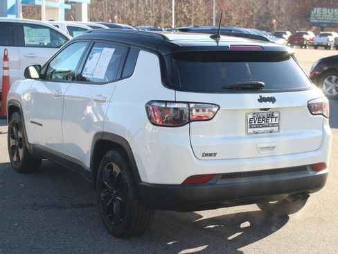 Used 2021 Jeep Compass Latitude w/ Sun and Sound Group image 5