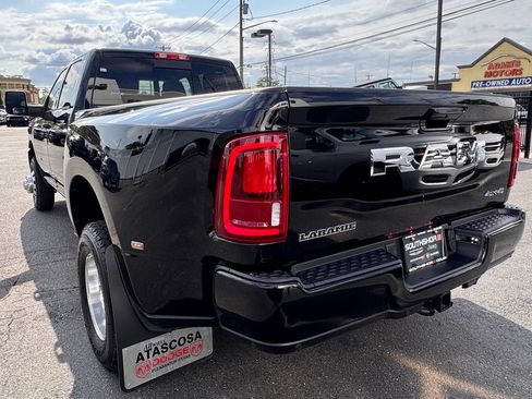 Used 2026 RAM 3500 Laramie AWD/4WD image 5