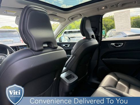Certified 2024 Volvo XC60 B5 Core image 21