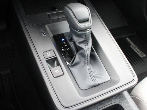 New 2026 Toyota Corolla Cross L AWD/4WD image 37