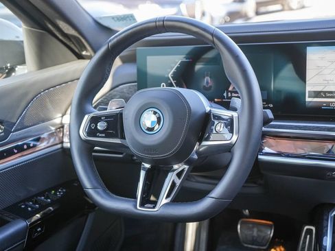 Used 2026 BMW 750e xDrive AWD/4WD image 13