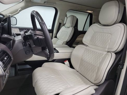 Used 2024 Lincoln Navigator L Black Label AWD/4WD image 21