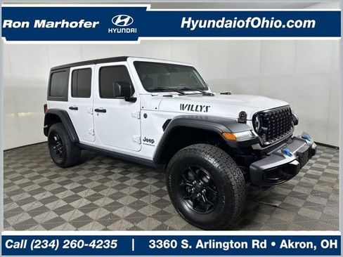 Used 2024 Jeep Wrangler Unlimited AWD/4WD image 1