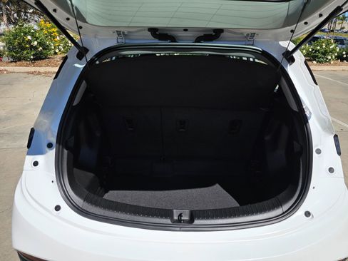 Used 2023 Chevrolet Bolt LT image 27