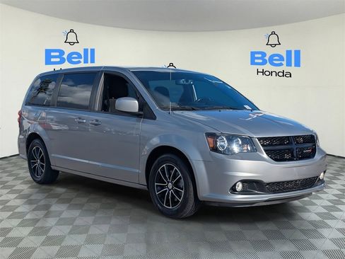 Used 2018 Dodge Grand Caravan SE image 6