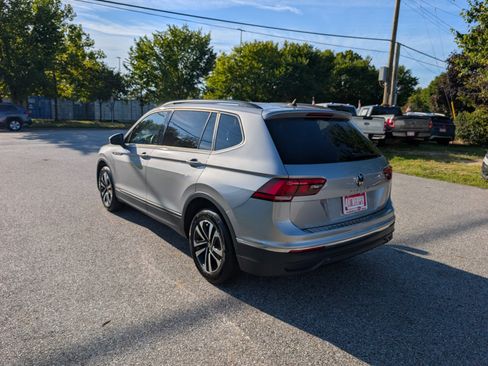 Used 2024 Volkswagen Tiguan S FWD image 5