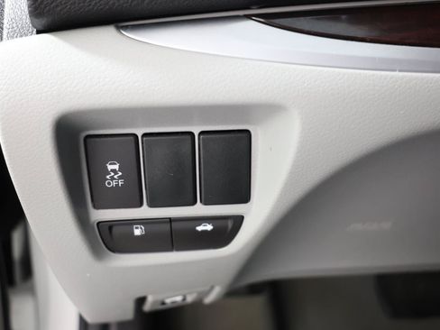 Used 2016 Acura TLX FWD image 23